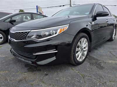 2018 Kia Optima EX   - Photo 1 - Columbia, SC 29210