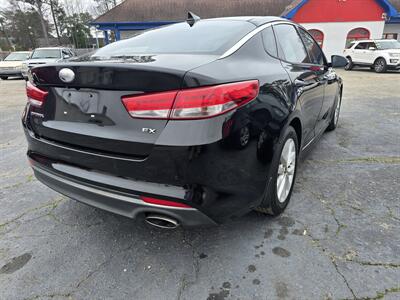 2018 Kia Optima EX   - Photo 4 - Columbia, SC 29210
