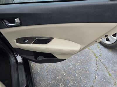 2018 Kia Optima EX   - Photo 14 - Columbia, SC 29210