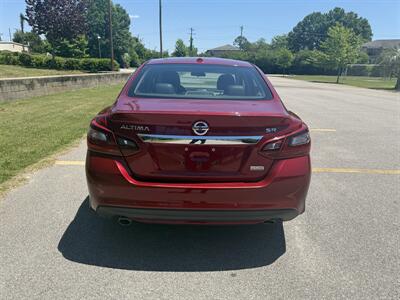 2018 Nissan Altima 2.5 SR   - Photo 4 - Columbia, SC 29210