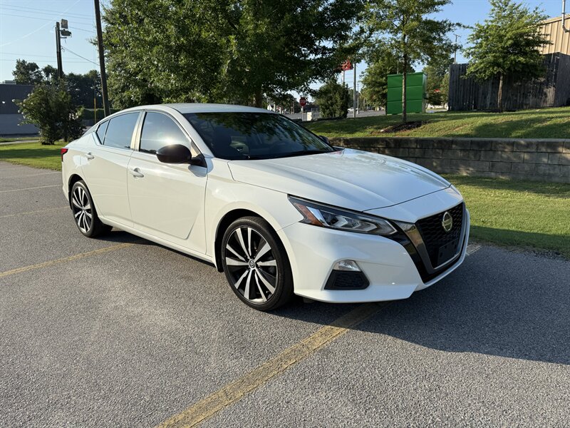 2021 Nissan Altima 2.5 SR  