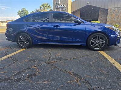 2021 Kia Forte GT-Line   - Photo 4 - Columbia, SC 29210