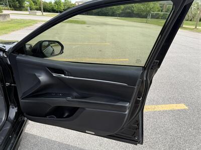 2019 Toyota Camry SE - Photo 15 - Columbia, SC 29210