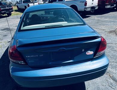 2007 Ford Taurus SE   - Photo 2 - Columbia, SC 29210