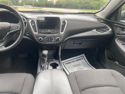 2023 Chevrolet Malibu LT - Photo 13 - Columbia, SC 29210