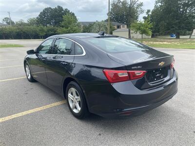 2023 Chevrolet Malibu LT - Photo 5 - Columbia, SC 29210