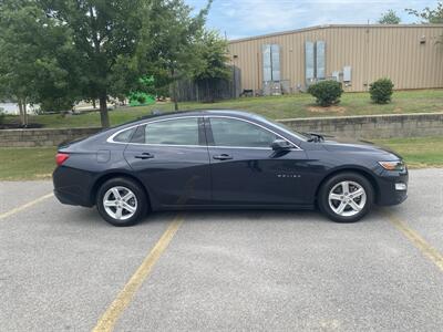 2023 Chevrolet Malibu LT - Photo 2 - Columbia, SC 29210