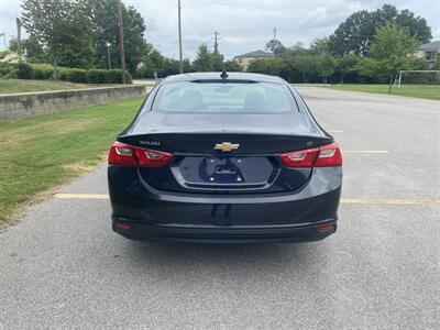 2023 Chevrolet Malibu LT - Photo 4 - Columbia, SC 29210