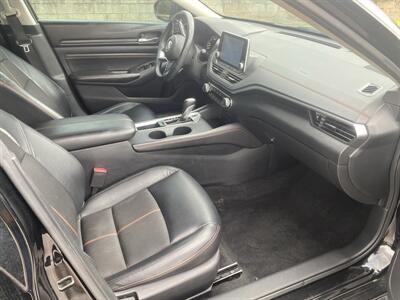 2020 Nissan Altima 2.5 SR - Photo 9 - Columbia, SC 29210