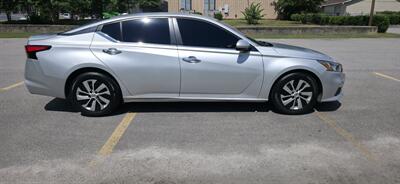 2019 Nissan Altima 2.5 S   - Photo 2 - Columbia, SC 29210