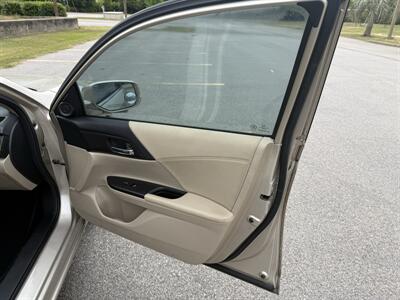 2013 Honda Accord EX   - Photo 8 - Columbia, SC 29210