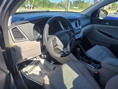 2017 Hyundai Tucson Value - Photo 7 - Columbia, SC 29210