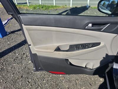 2017 Hyundai Tucson Value - Photo 9 - Columbia, SC 29210