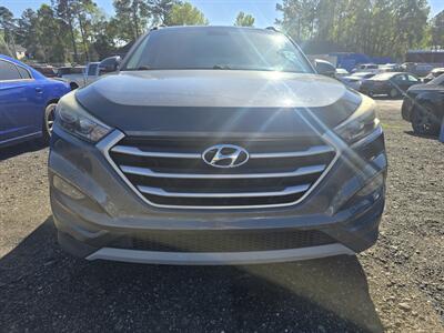 2017 Hyundai Tucson Value - Photo 2 - Columbia, SC 29210
