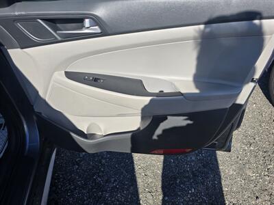2017 Hyundai Tucson Value - Photo 12 - Columbia, SC 29210