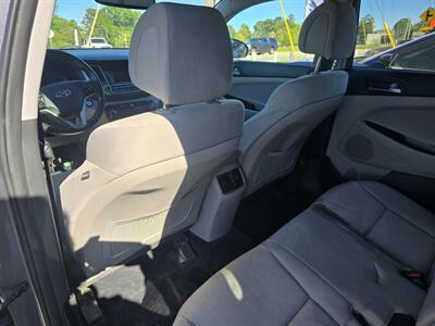 2017 Hyundai Tucson Value - Photo 10 - Columbia, SC 29210