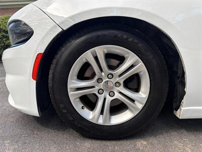 2020 Dodge Charger SXT   - Photo 4 - Columbia, SC 29210