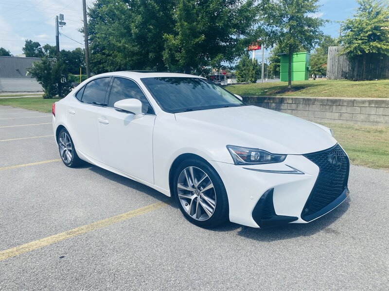 2019 Lexus IS 300   - Photo 1 - Columbia, SC 29210