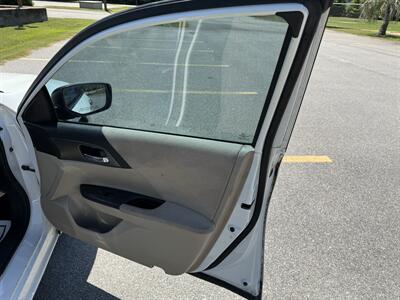 2013 Honda Accord LX   - Photo 8 - Columbia, SC 29210