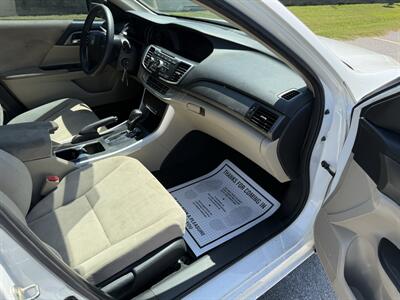 2013 Honda Accord LX   - Photo 9 - Columbia, SC 29210