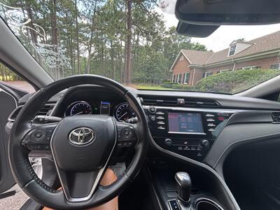 2019 Toyota Camry SE   - Photo 8 - Columbia, SC 29210
