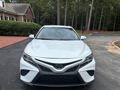 2019 Toyota Camry SE   - Photo 3 - Columbia, SC 29210