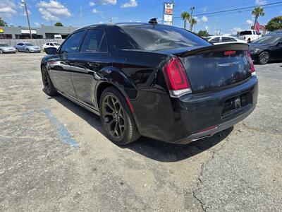 2017 Chrysler 300 Series S Alloy Edition   - Photo 6 - Columbia, SC 29210
