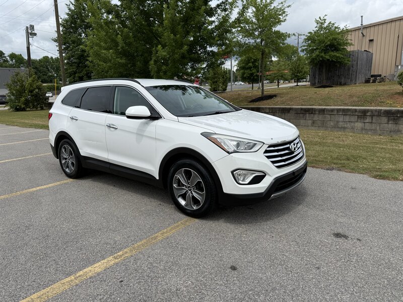 2016 Hyundai Santa Fe SE