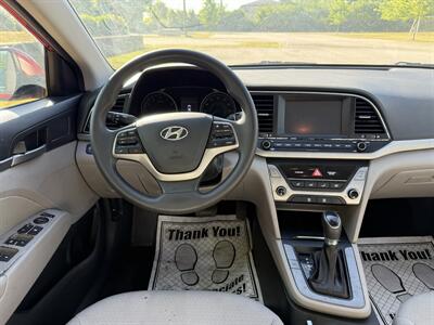 2018 Hyundai Elantra SEL   - Photo 12 - Columbia, SC 29210