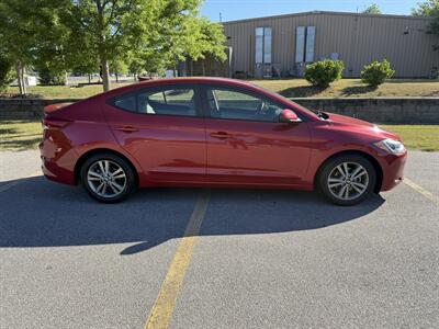 2018 Hyundai Elantra SEL   - Photo 2 - Columbia, SC 29210