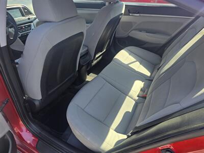 2018 Hyundai Elantra SEL   - Photo 8 - Columbia, SC 29210