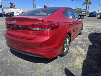 2018 Hyundai Elantra SEL   - Photo 4 - Columbia, SC 29210