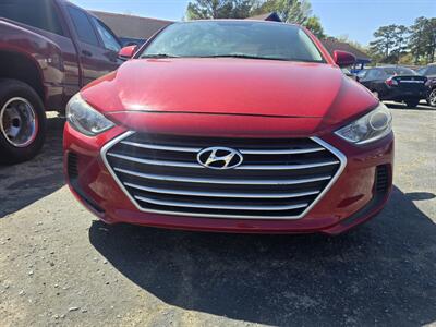 2018 Hyundai Elantra SEL   - Photo 2 - Columbia, SC 29210