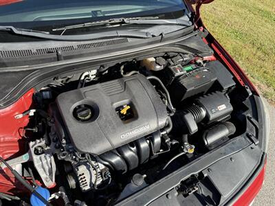 2018 Hyundai Elantra SEL   - Photo 18 - Columbia, SC 29210
