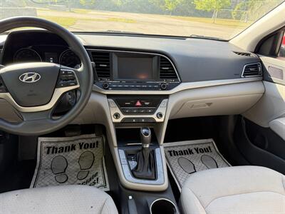 2018 Hyundai Elantra SEL   - Photo 13 - Columbia, SC 29210