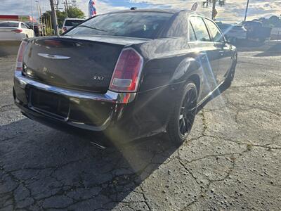 2014 Chrysler 300 Series   - Photo 7 - Columbia, SC 29210