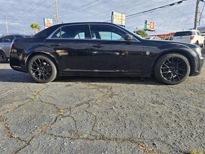 2014 Chrysler 300 Series   - Photo 8 - Columbia, SC 29210