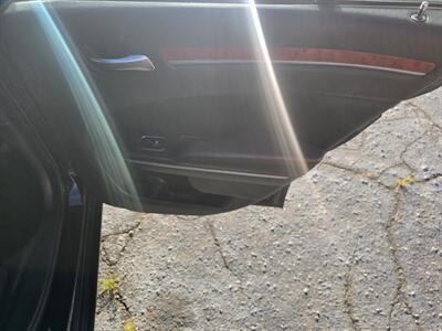 2014 Chrysler 300 Series   - Photo 16 - Columbia, SC 29210