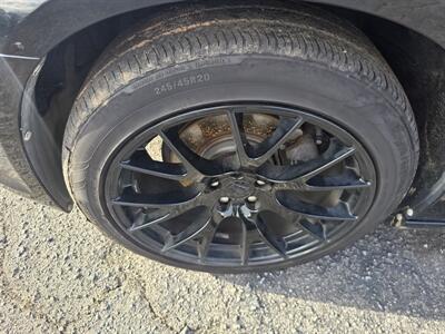 2014 Chrysler 300 Series   - Photo 22 - Columbia, SC 29210