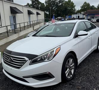 2016 Hyundai SONATA SE   - Photo 2 - Columbia, SC 29210