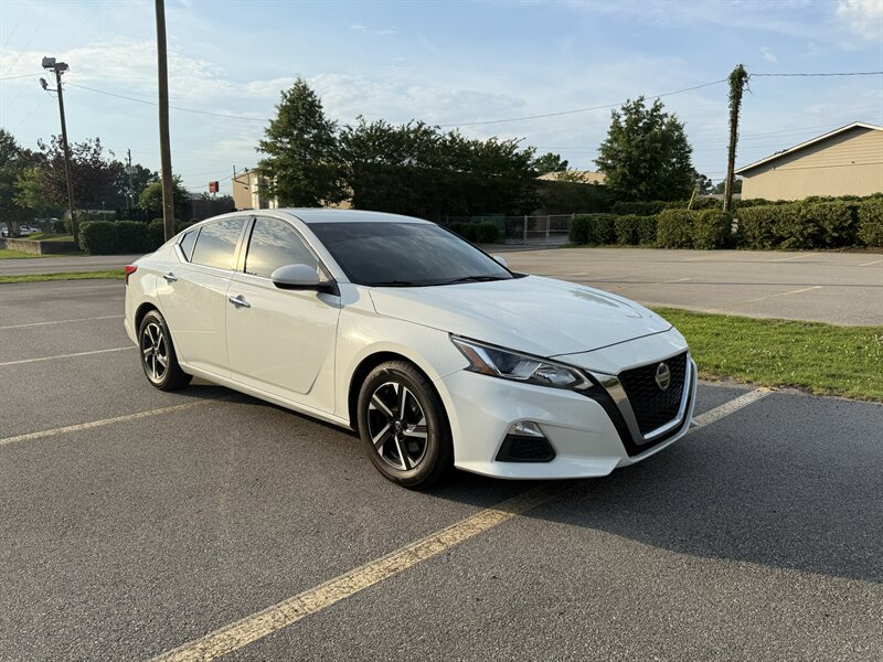2020 Nissan Altima 2.5 S   - Photo 1 - Columbia, SC 29210