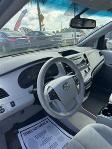 2012 Toyota Sienna LE 8-Passenger   - Photo 7 - Columbia, SC 29210