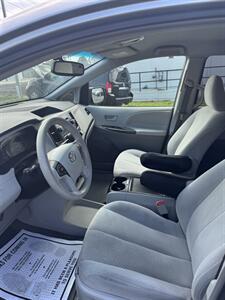 2012 Toyota Sienna LE 8-Passenger   - Photo 6 - Columbia, SC 29210