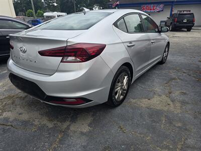 2019 Hyundai ELANTRA SEL   - Photo 5 - Columbia, SC 29210
