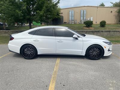2022 Hyundai SONATA SE   - Photo 2 - Columbia, SC 29210