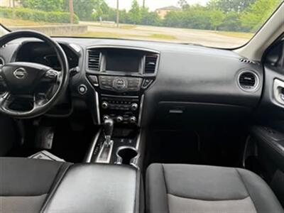 2018 Nissan Pathfinder SV   - Photo 15 - Columbia, SC 29210