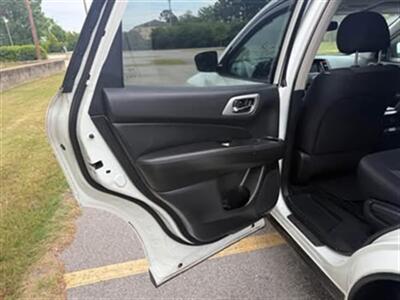 2018 Nissan Pathfinder SV   - Photo 8 - Columbia, SC 29210