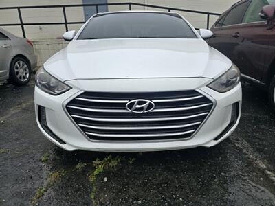 2017 Hyundai ELANTRA Limited   - Photo 2 - Columbia, SC 29210