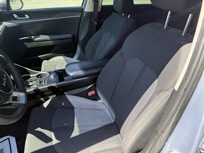 2022 Kia K5 LXS   - Photo 18 - Columbia, SC 29210