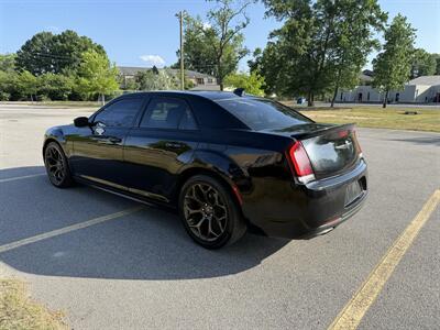 2017 Chrysler 300 Series S Alloy Edition   - Photo 4 - Columbia, SC 29210